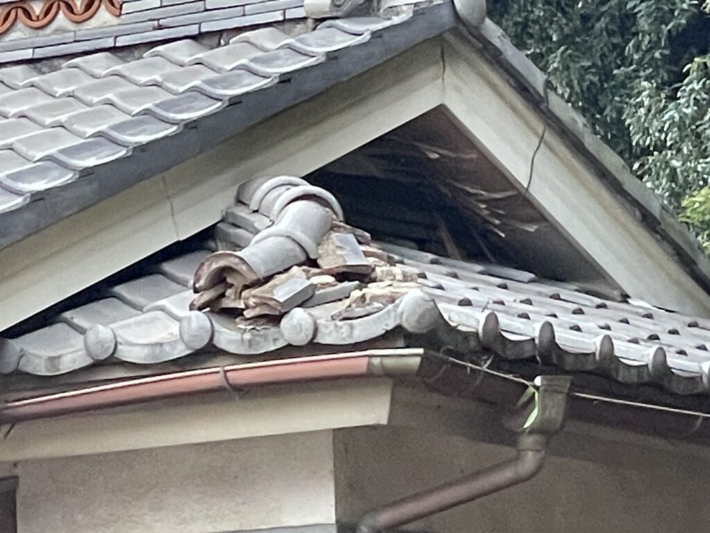 鴻巣市 屋根瓦修理🥵炎天下